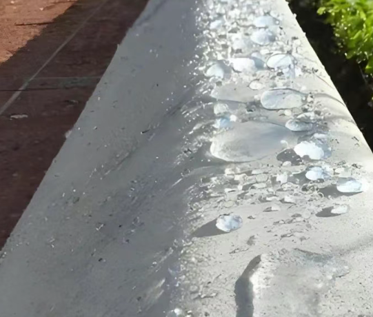 鄄城硅烷浸渍涂料在混凝土保护中的应用